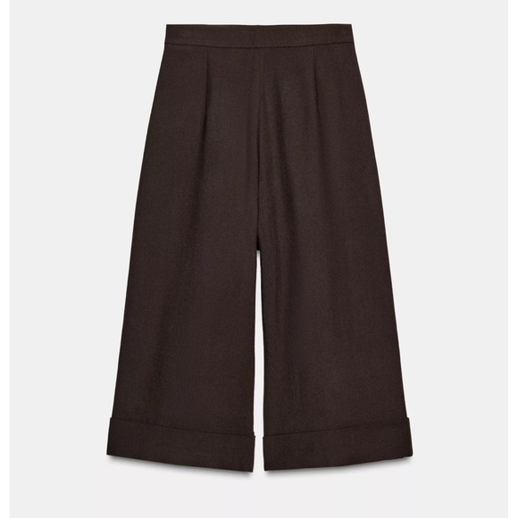 Wool Buttoned Shorts - Picture 6 of 7